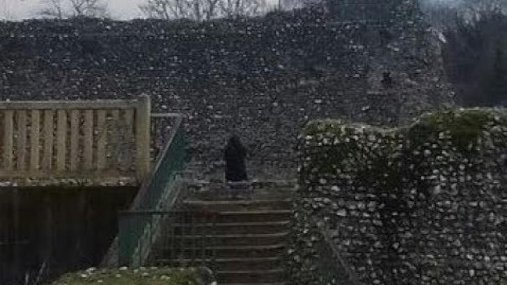 Monje del castillo fantasma