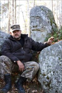 ¿Por qué un ídolo de piedra de Siberia de 2400 años se sometió a un realineamiento racial para parecer menos europeo?