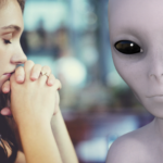 LA CREENCIA EN EXTRANJEROS PRONTO REEMPLAZARÁ A LA RELIGIÓN, PROFESOR DE EE. UU. PREDICE LA CREENCIA EN EXTRANJEROS PRONTO REEMPLAZARÁ A LA RELIGIÓN, PROFESOR