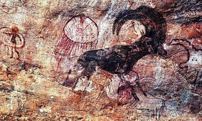 Misteriosos frescos que representan criaturas fantásticas encontradas en el Sahara