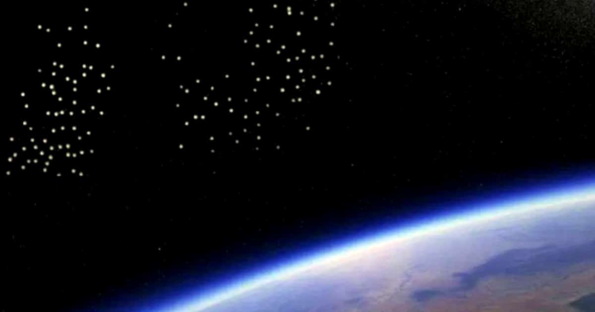 La ISS registró nuevamente una flota de cientos de ovnis acercándose a nuestro planeta