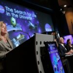 Se encontrarán signos de vida extraterrestre para 2025, predice el científico jefe de la NASA